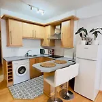 Estudio Centrico Con Balcon Y Piscina By South Costa 아파트 네르하