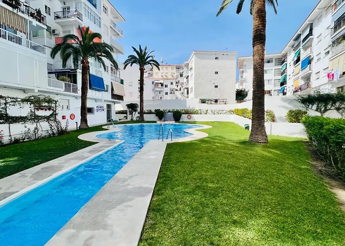 Estudio Centrico Con Balcon Y Piscina By South Costa Nerja