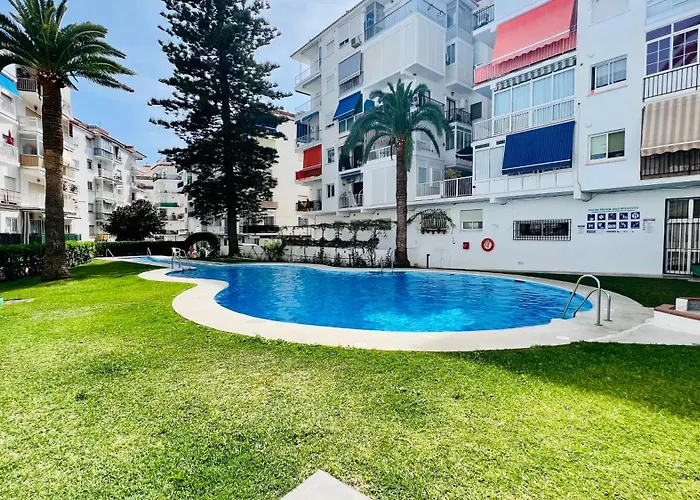 Estudio Centrico Con Balcon Y Piscina By South Costa