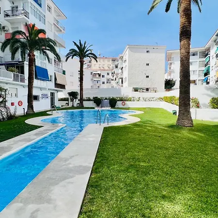 Estudio Centrico Con Balcon Y Piscina By South Costa Нерха